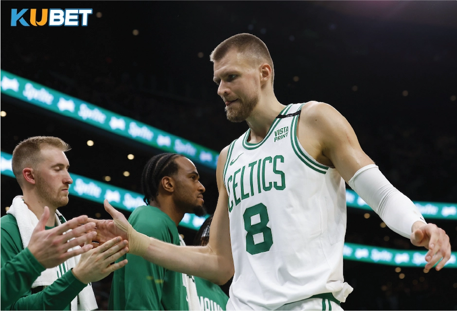 Kristaps Porzingis (8) 2.18m, 18.9 PTS, 1.7 BLK merupakan salah satu andalan pertahanan terbaik boston celtics - kubet